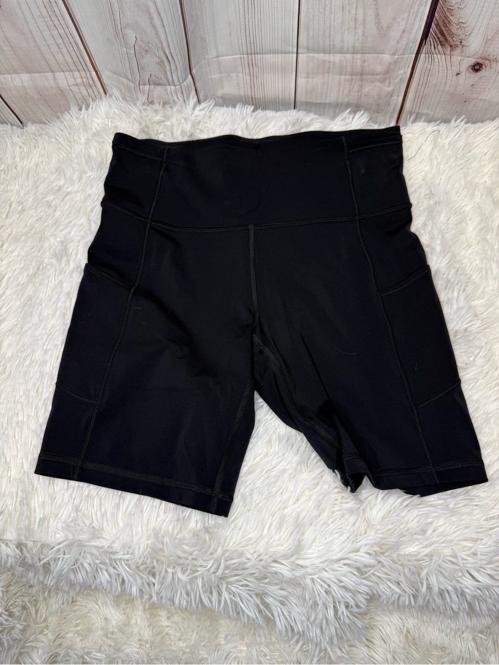 Lululemon Fast And Free Short 8" *Non-Reflective - Picture 3 of 6